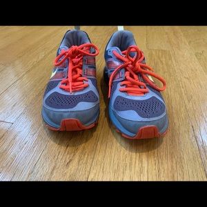 Nike sneakers, size 7